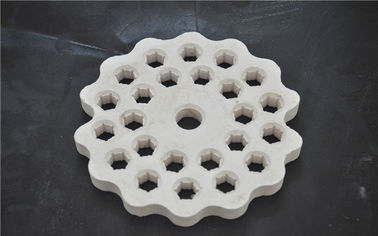 Refractory Porous Aluminum Oxide Ceramic Disc High Hardness White Color