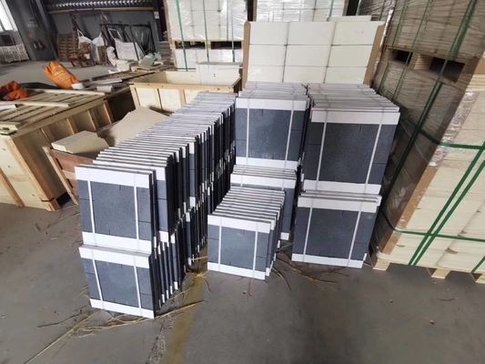 Rectangular Black Silicon Carbide Kiln Shelves Good Chemical Resistance Durability