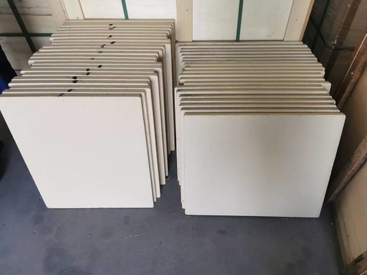 0.3% Fe2O3 Refractory Kiln Furniture