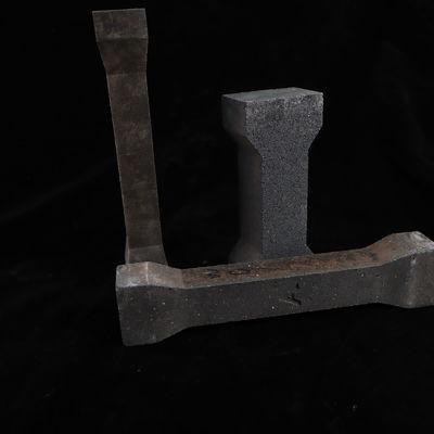 Unglazed Kiln Posts Cold Crushing Strength＞90MPA Apparent Porosity 7-8% for in Kiln Operations